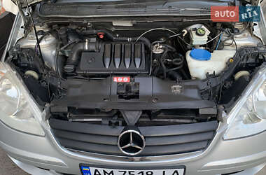 Хэтчбек Mercedes-Benz A-Class 2005 в 
