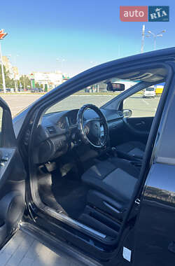 Хэтчбек Mercedes-Benz A-Class 2005 в 