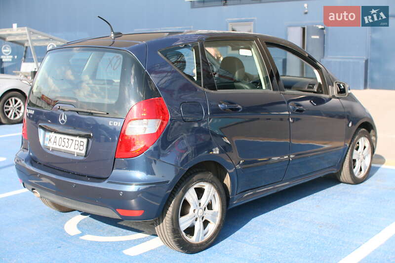 Хэтчбек Mercedes-Benz A-Class 2011 в Киеве
