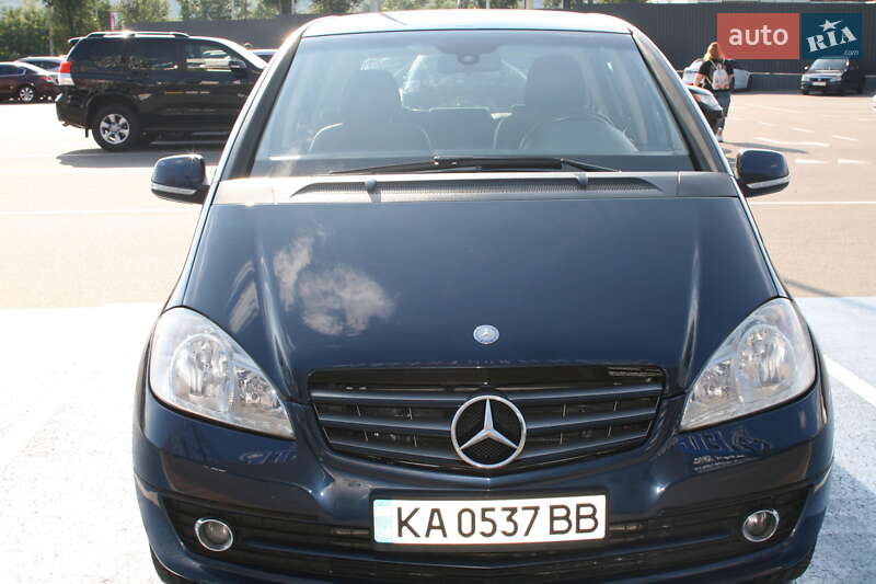 Хэтчбек Mercedes-Benz A-Class 2011 в Киеве