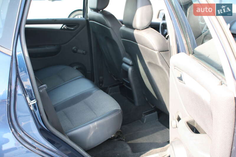 Хэтчбек Mercedes-Benz A-Class 2011 в Киеве
