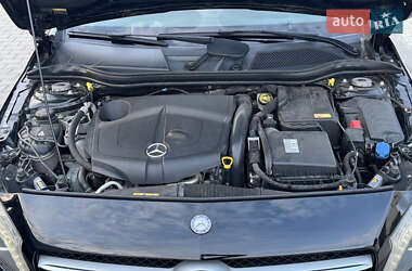 Хэтчбек Mercedes-Benz A-Class 2014 в 