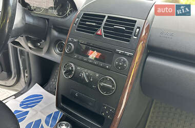 Хэтчбек Mercedes-Benz A-Class 2007 в 