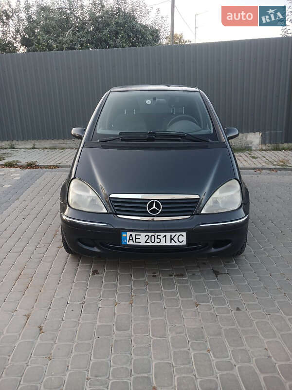 Хэтчбек Mercedes-Benz A-Class 2002 в 