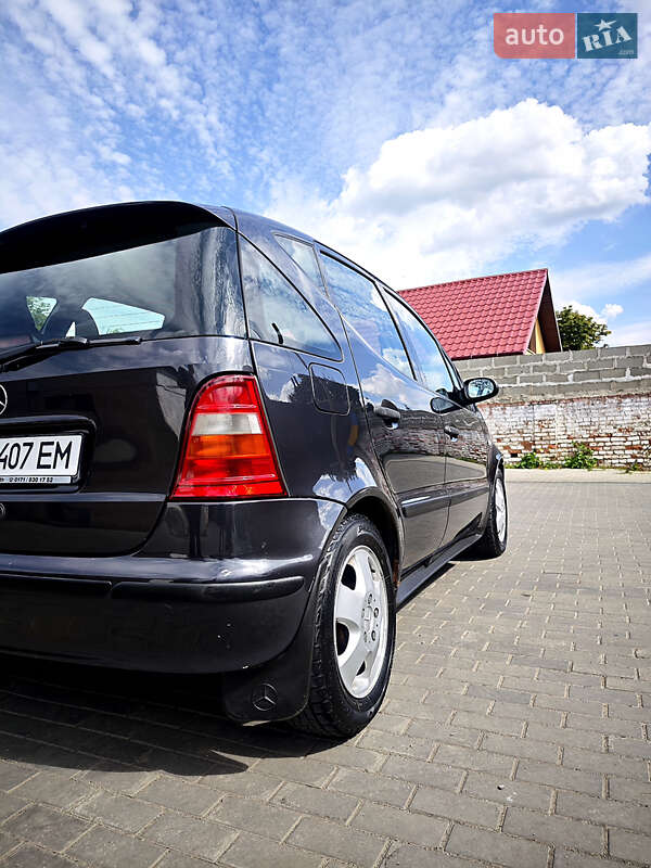 Хэтчбек Mercedes-Benz A-Class 2000 в Малине