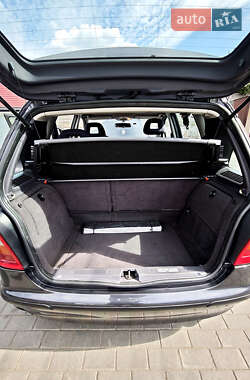 Хетчбек Mercedes-Benz A-Class 2000 в 