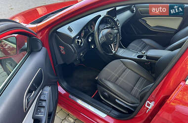 Хетчбек Mercedes-Benz A-Class 2014 в 