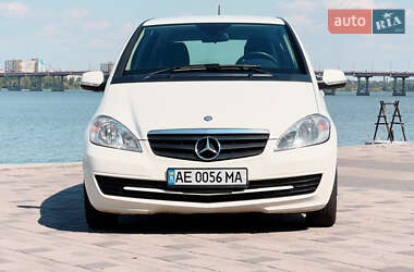 Хэтчбек Mercedes-Benz A-Class 2010 в 