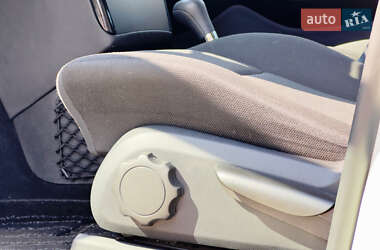 Хэтчбек Mercedes-Benz A-Class 2010 в 