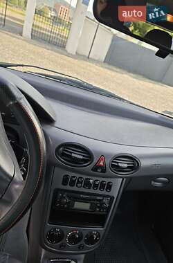 Хетчбек Mercedes-Benz A-Class 2001 в Сваляві
