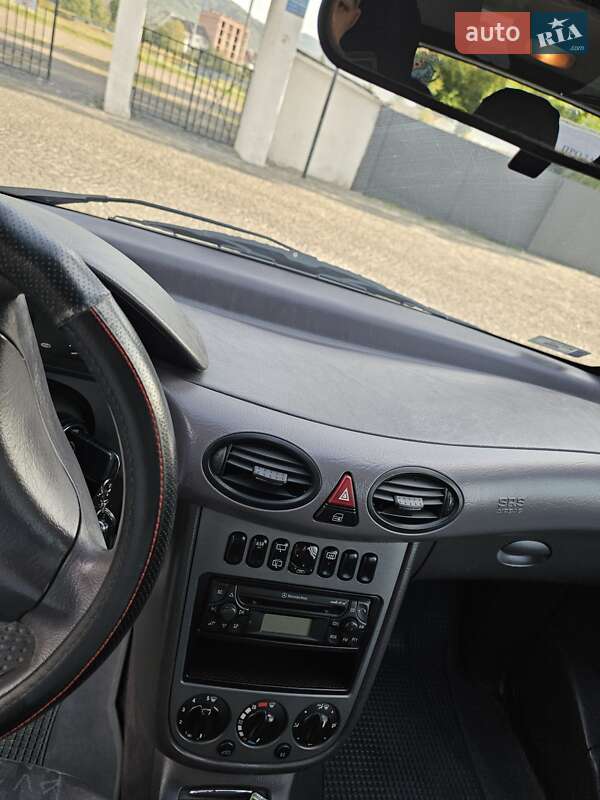 Хетчбек Mercedes-Benz A-Class 2001 в Сваляві