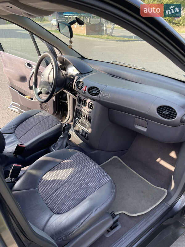 Хэтчбек Mercedes-Benz A-Class 2000 в Долине фото 14 Хэтчбек Mercedes-Benz A-Class 2000 в Долине