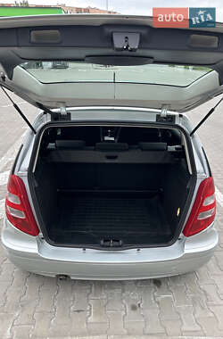 Хэтчбек Mercedes-Benz A-Class 2005 в 