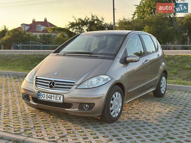 Хэтчбек Mercedes-Benz A-Class 2006 в 