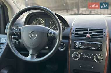 Хэтчбек Mercedes-Benz A-Class 2006 в 