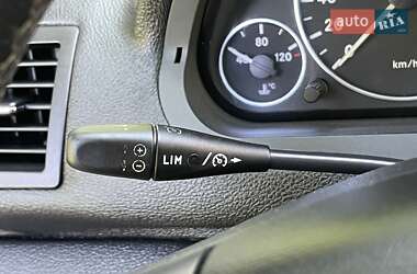Хэтчбек Mercedes-Benz A-Class 2010 в 
