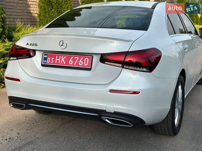 Седан Mercedes-Benz A-Class 2019 в Виннице