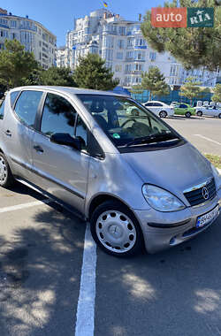 Хэтчбек Mercedes-Benz A-Class 2000 в 
