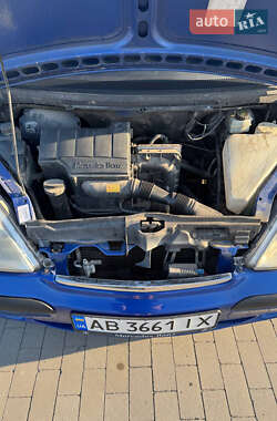 Хэтчбек Mercedes-Benz A-Class 2002 в 