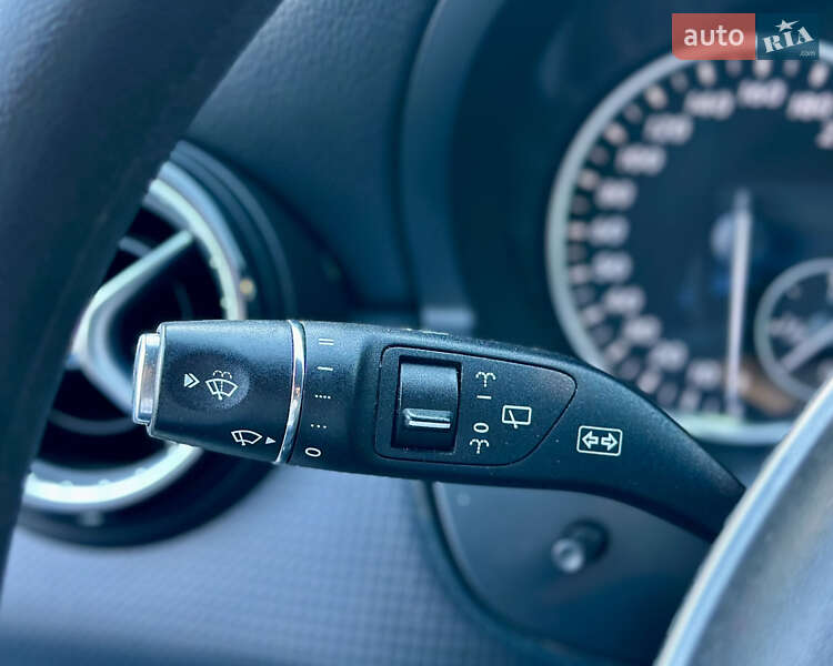 Хетчбек Mercedes-Benz A-Class 2012 в Києві