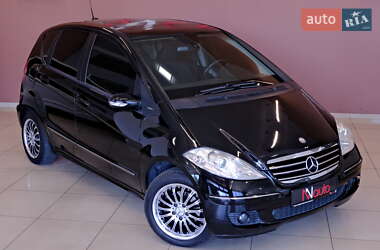 Хэтчбек Mercedes-Benz A-Class 2006 в  фото 9 Хэтчбек Mercedes-Benz A-Class 2006 в