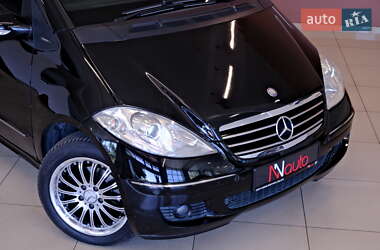 Хэтчбек Mercedes-Benz A-Class 2006 в  фото 12 Хэтчбек Mercedes-Benz A-Class 2006 в