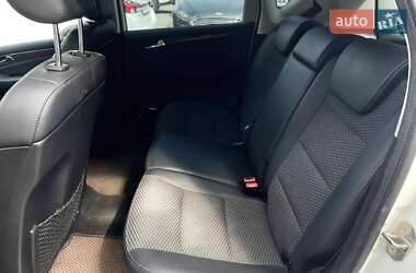 Хэтчбек Mercedes-Benz A-Class 2010 в 