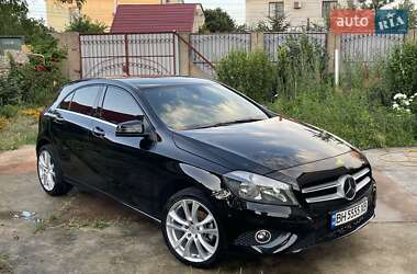 Хетчбек Mercedes-Benz A-Class 2016 в Києві