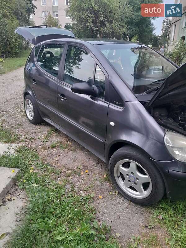 Хэтчбек Mercedes-Benz A-Class 2002 в Стрые фото 9 Хэтчбек Mercedes-Benz A-Class 2002 в Стрые