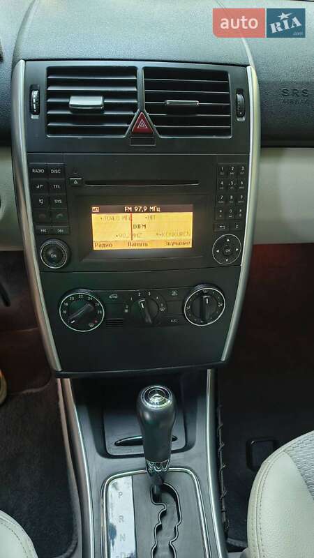 Хэтчбек Mercedes-Benz A-Class 2010 в Луцке