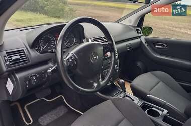 Хэтчбек Mercedes-Benz A-Class 2006 в 
