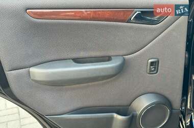 Хэтчбек Mercedes-Benz A-Class 2010 в 