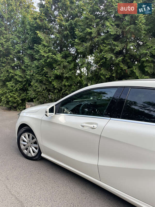 Хэтчбек Mercedes-Benz A-Class 2014 в Кропивницком фото 6 Хэтчбек Mercedes-Benz A-Class 2014 в Кропивницком