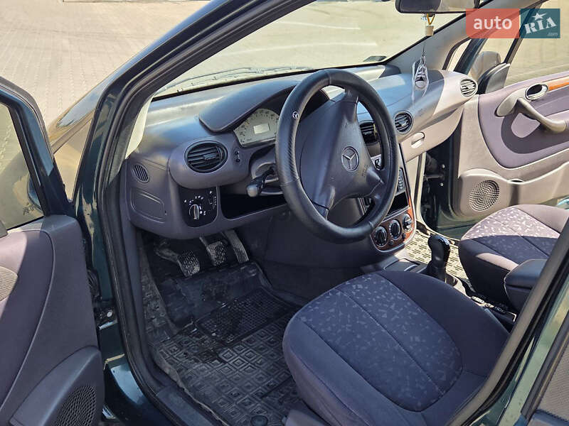 Хэтчбек Mercedes-Benz A-Class 2001 в Снигиревке