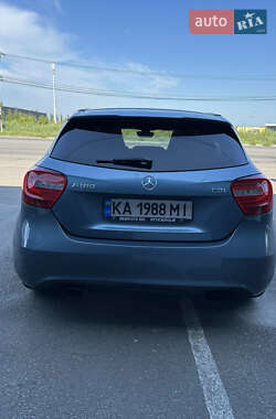Хэтчбек Mercedes-Benz A-Class 2012 в 