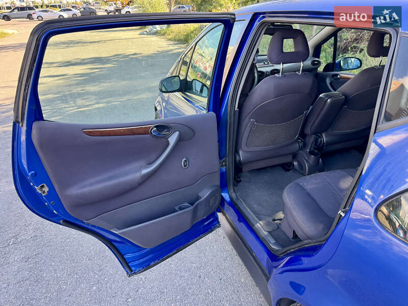 Хетчбек Mercedes-Benz A-Class 2001 в Києві