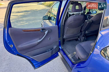 Хэтчбек Mercedes-Benz A-Class 2001 в 