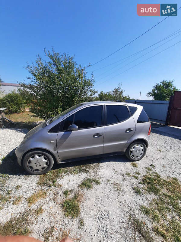 Хэтчбек Mercedes-Benz A-Class 1999 в 