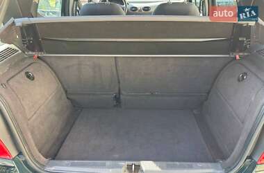 Хэтчбек Mercedes-Benz A-Class 2003 в 