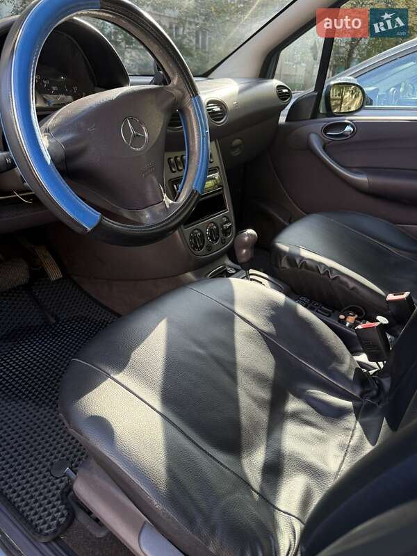 Хэтчбек Mercedes-Benz A-Class 2002 в Киеве