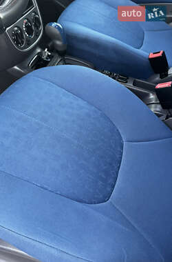 Хэтчбек Mercedes-Benz A-Class 2004 в 