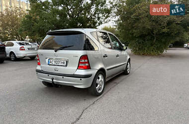 Хэтчбек Mercedes-Benz A-Class 2003 в 
