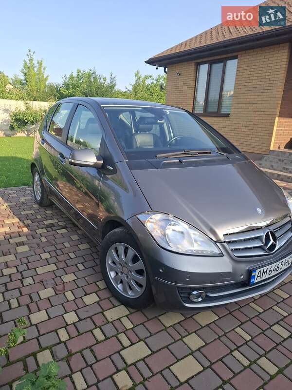 Хэтчбек Mercedes-Benz A-Class 2011 в Житомире