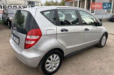 Хэтчбек Mercedes-Benz A-Class 2005 в 