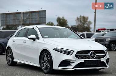 Хэтчбек Mercedes-Benz A-Class 2021 в 