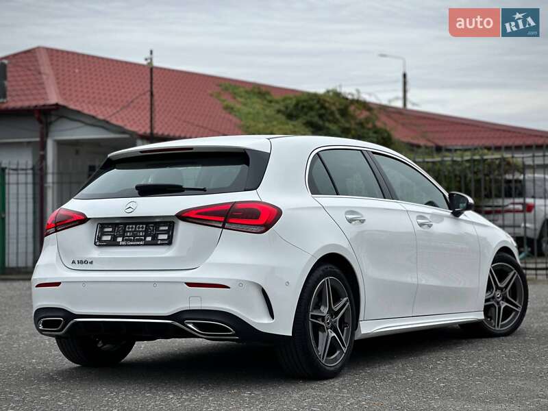 Хетчбек Mercedes-Benz A-Class 2021 в Києві