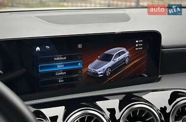 Хэтчбек Mercedes-Benz A-Class 2021 в 