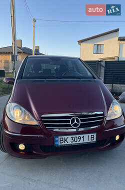 Хэтчбек Mercedes-Benz A-Class 2007 в 