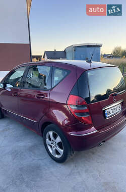 Хэтчбек Mercedes-Benz A-Class 2007 в 