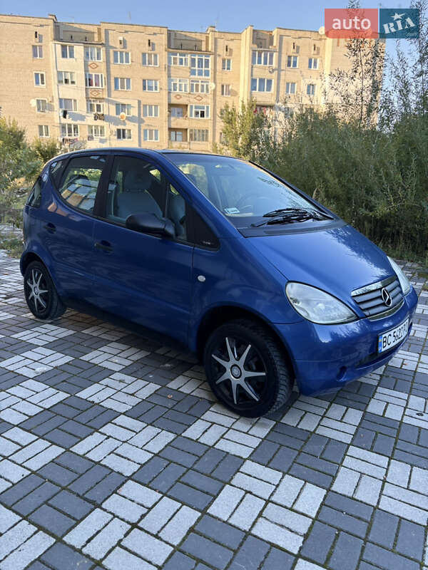 Хэтчбек Mercedes-Benz A-Class 2000 в Буске